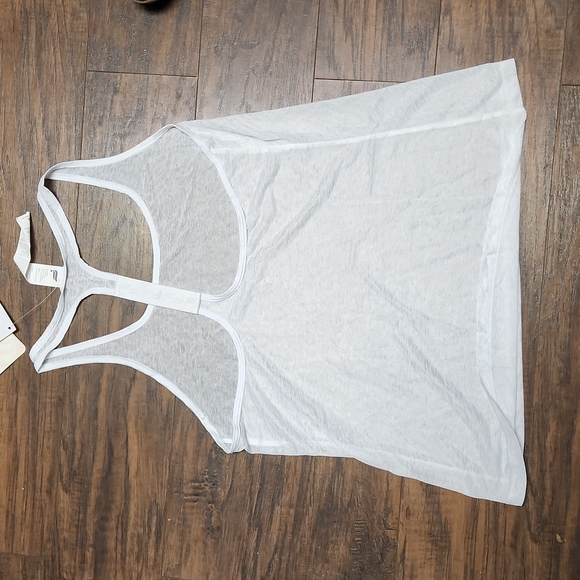 Tank - Picture 3 of 4